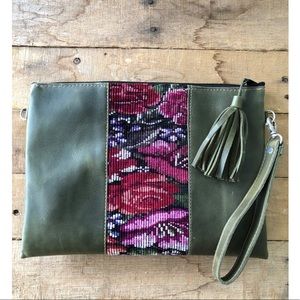 NWT Convertible clutch. Olive top grain leather